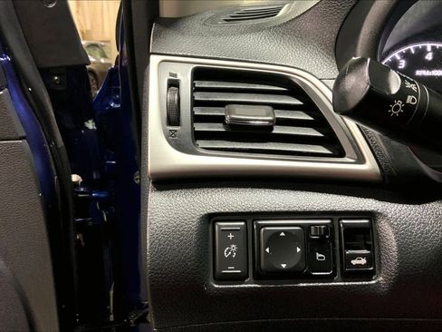 Used 2017 Nissan Sentra S image 33