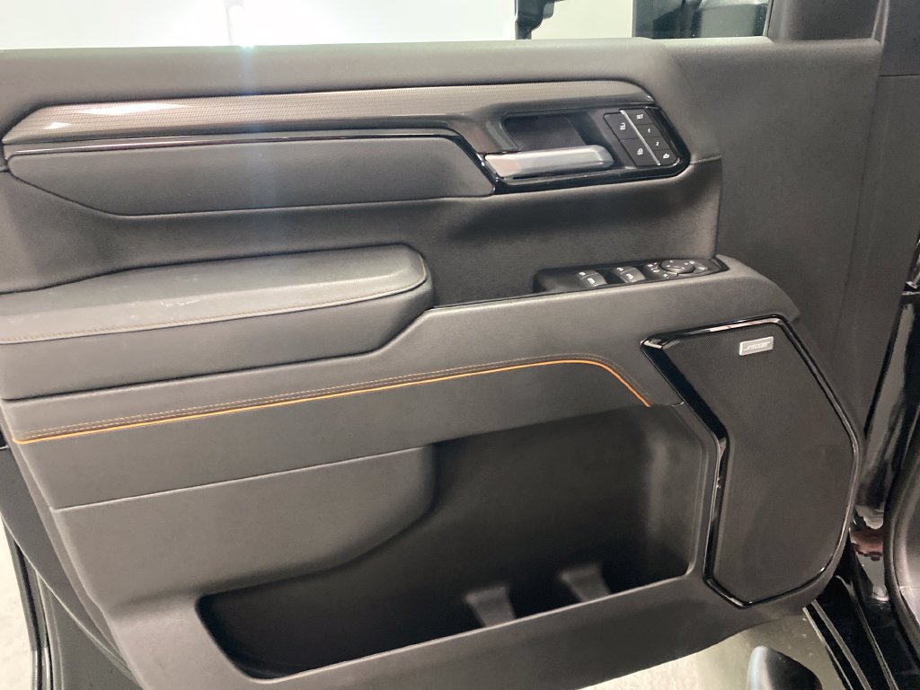 Used 2026 GMC Sierra 2500 AT4 AWD/4WD image 11