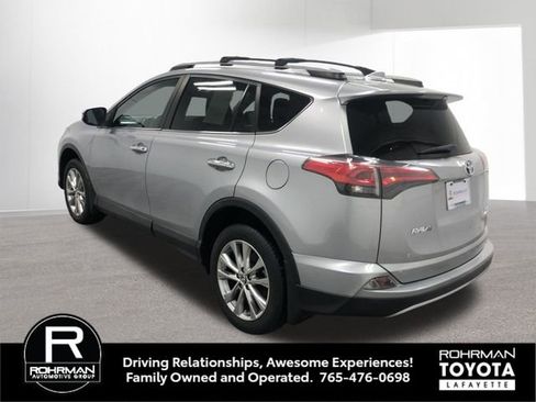 Used 2018 Toyota RAV4 Limited image 4