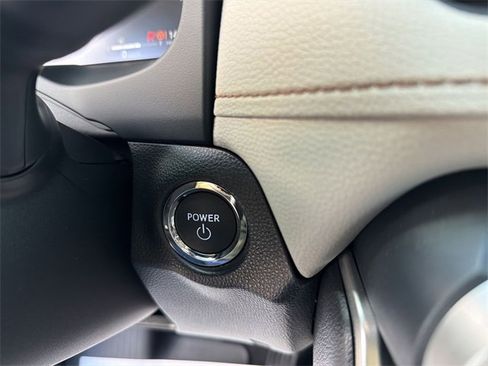 Used 2025 Toyota RAV4 Limited w/ Advanced Technology Package image 15