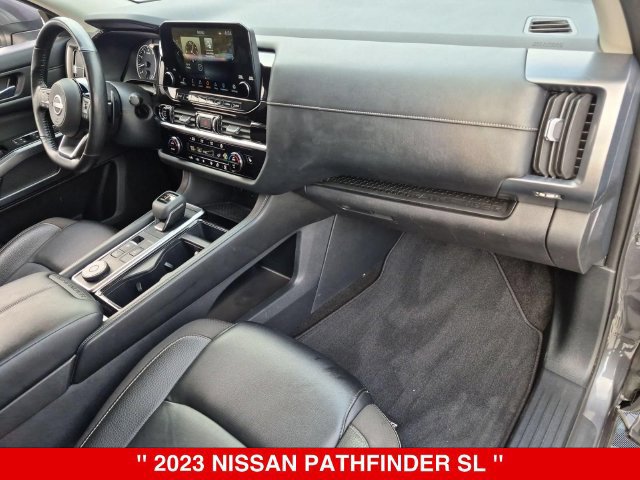 Used 2023 Nissan Pathfinder SL AWD/4WD image 38