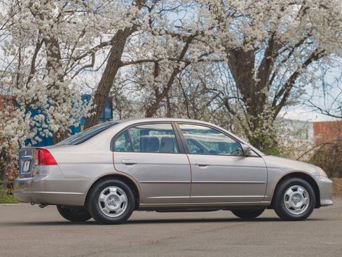 Used 2003 Honda Civic Hybrid Sedan image 3