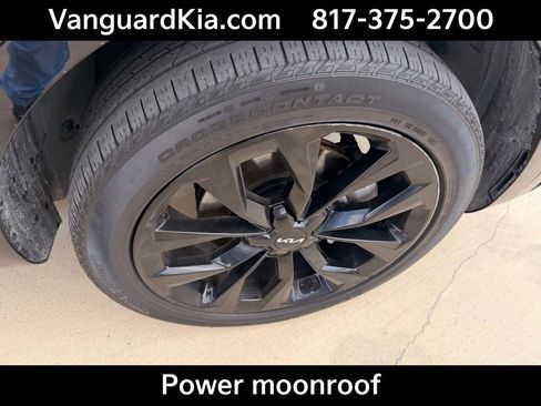 Used 2023 Kia Sorento SX AWD/4WD image 11