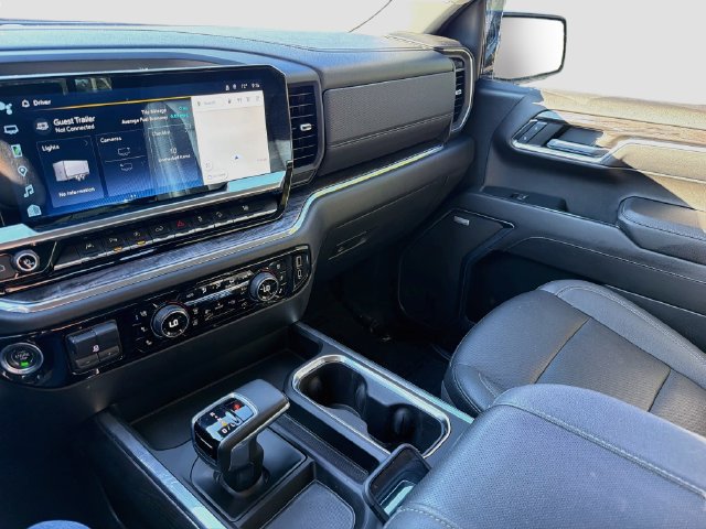 Used 2023 Chevrolet Silverado 1500 LTZ w/ LTZ Convenience Package II AWD/4WD image 25