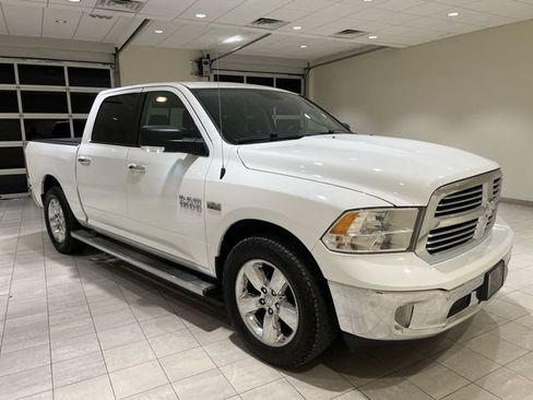 Used 2015 RAM 1500 Lone Star RWD image 7