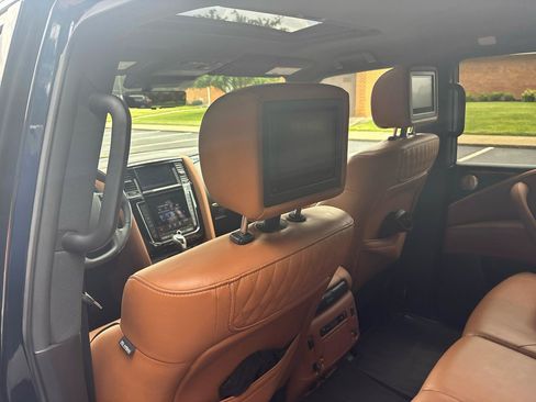 Used 2021 INFINITI QX80 Sensory w/ All-Season Package AWD/4WD image 11