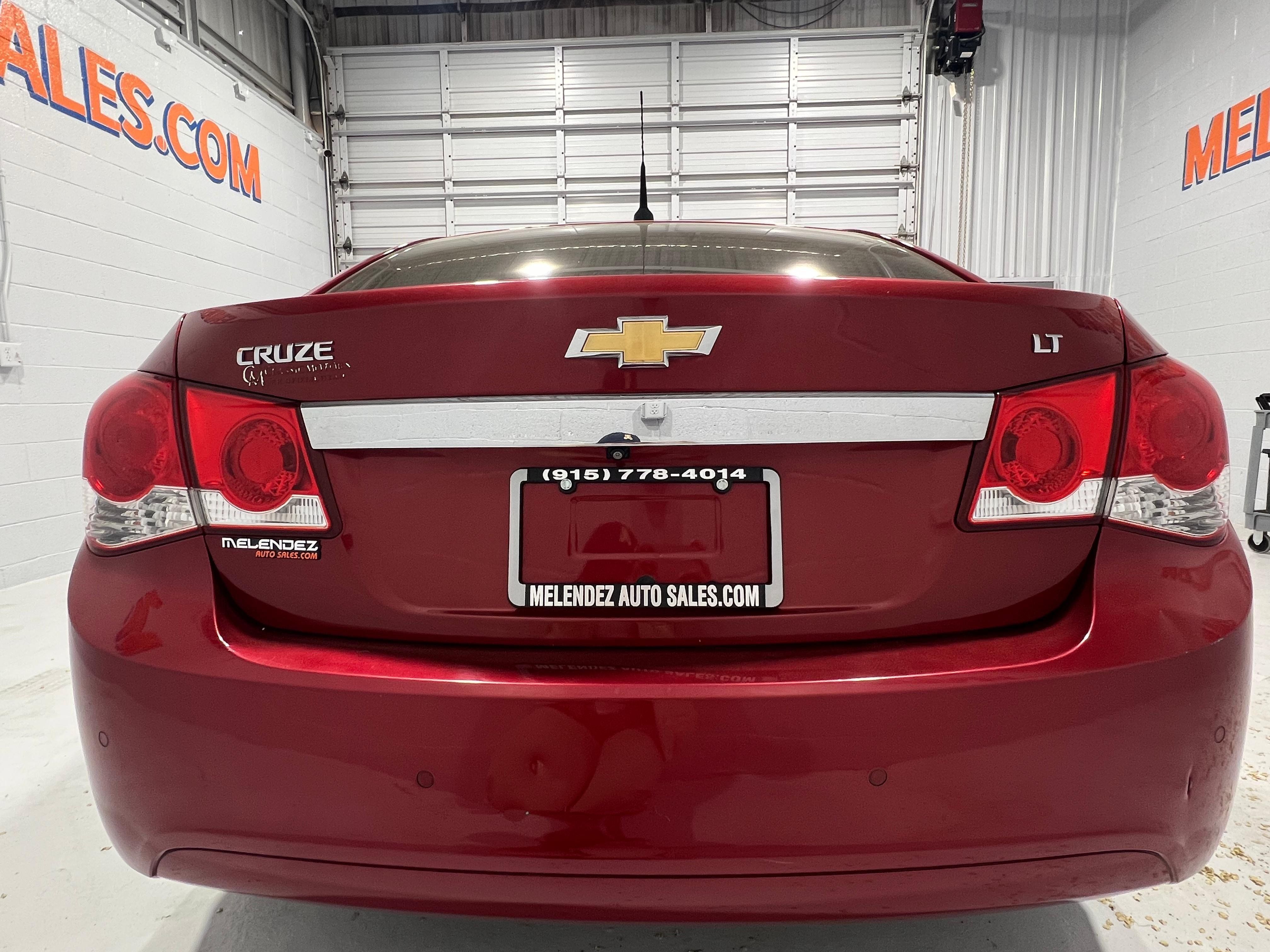 Used 2013 Chevrolet Cruze LT w/ Enhanced Safety Package FWD image 4