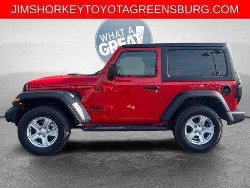 Used 2022 Jeep Wrangler Sport AWD/4WD image 7