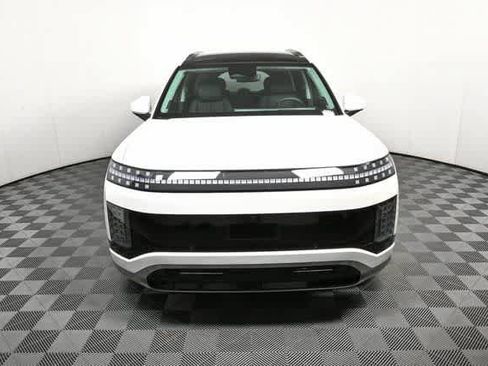 New 2026 Hyundai Ioniq 9 Calligraphy image 22