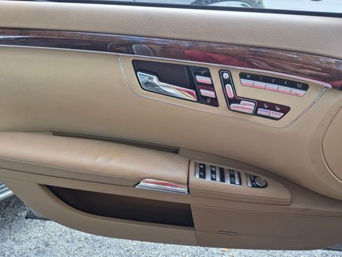 Used 2007 Mercedes-Benz S 550 image 10