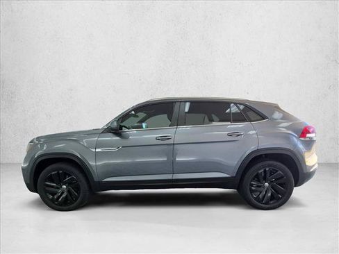 Used 2023 Volkswagen Atlas Cross Sport SE w/ Panoramic Sunroof Package FWD image 5