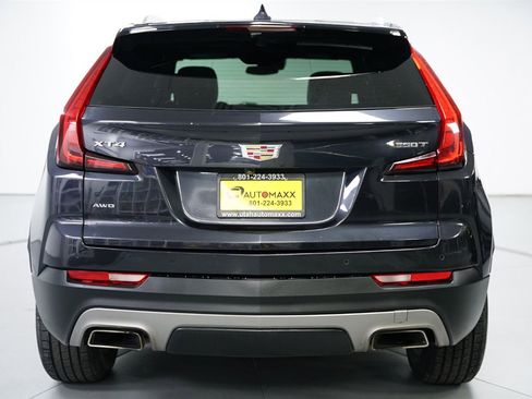 Used 2023 Cadillac XT4 Premium Luxury image 10
