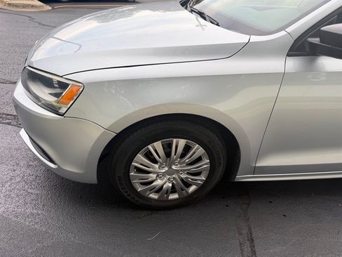 Used 2014 Volkswagen Jetta S FWD image 25