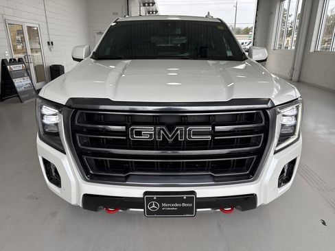 Used 2023 GMC Yukon AT4 w/ AT4 Premium Plus Package image 6