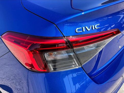 Certified 2023 Honda Civic EX image 27