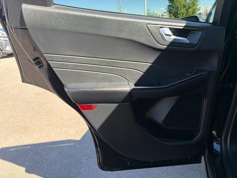 Used 2025 Ford Escape ST-Line AWD/4WD image 19