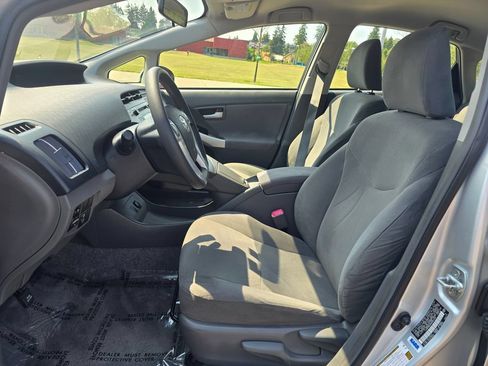 Used 2010 Toyota Prius Two FWD image 11