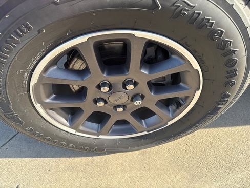 Used 2021 Jeep Gladiator Overland w/ Popular Equipment Package image 9