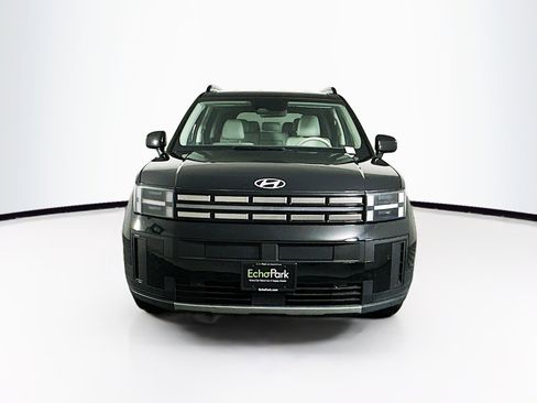 Used 2025 Hyundai Santa Fe SEL image 2