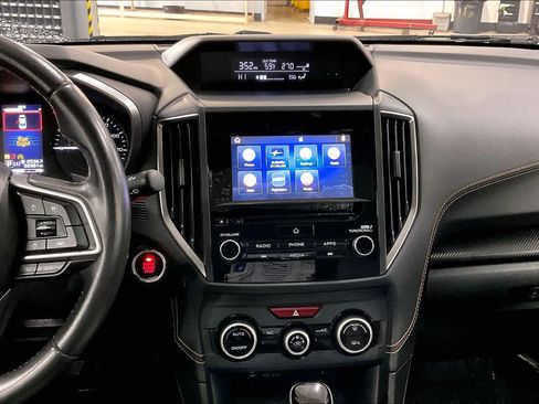 Used 2020 Subaru Crosstrek 2.0i Premium w/ Moonroof Package 2 AWD/4WD image 7