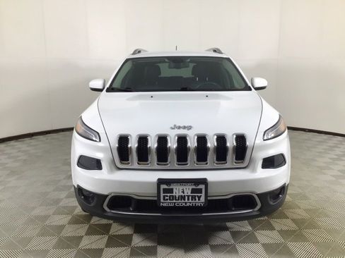 Used 2018 Jeep Cherokee Limited image 2