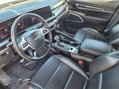 Used 2024 Kia Telluride LX image 7