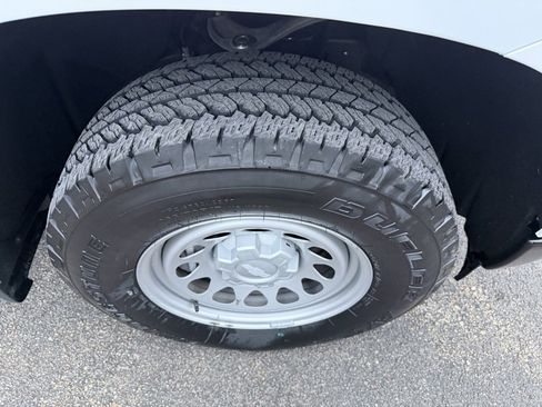 Used 2025 Chevrolet Silverado 1500 W/T w/ WT Value Package image 9