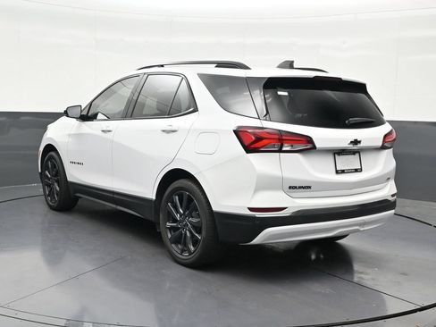 Used 2023 Chevrolet Equinox RS FWD image 3