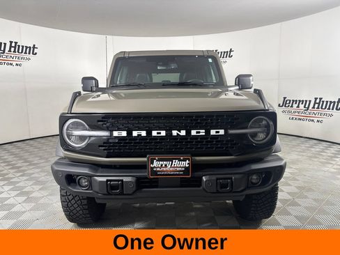 Used 2025 Ford Bronco Badlands AWD/4WD image 3