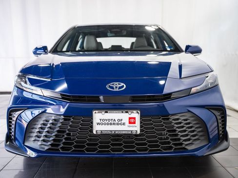 New 2026 Toyota Camry SE FWD image 2