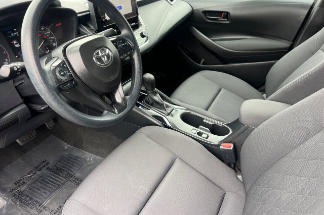 Used 2024 Toyota Corolla LE FWD image 12