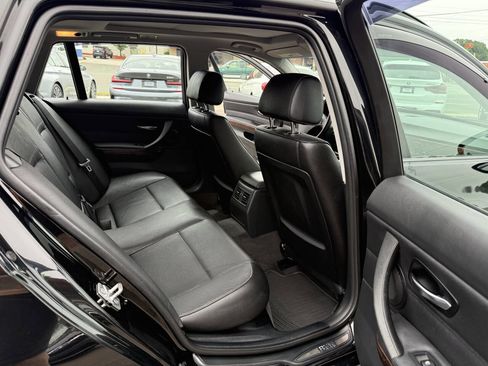 Used 2012 BMW 328i xDrive Wagon AWD/4WD image 20