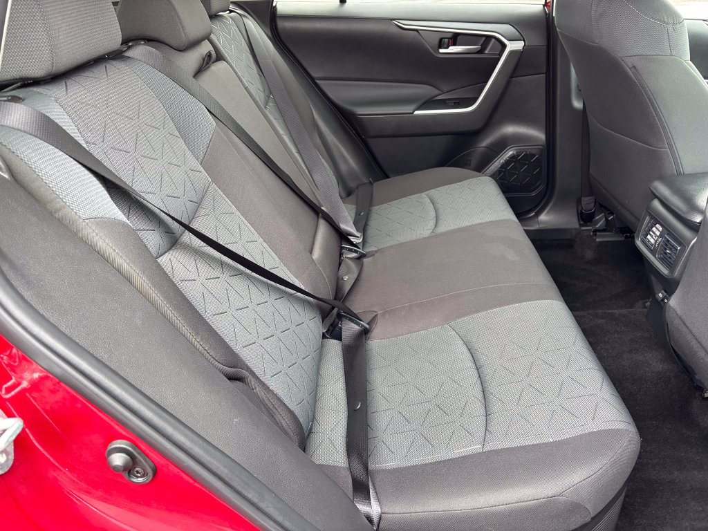Certified 2025 Toyota RAV4 XLE AWD/4WD image 40