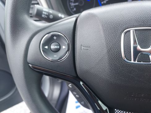 Used 2019 Honda HR-V LX image 25