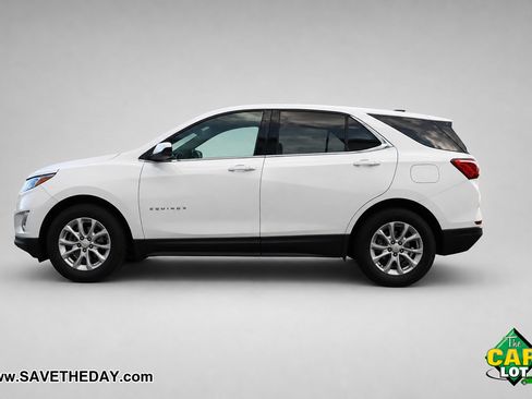Used 2020 Chevrolet Equinox LT w/ Driver Convenience Package FWD image 5