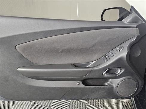 Used 2014 Chevrolet Camaro LT image 32