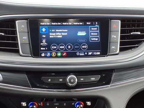 Certified 2024 Buick Enclave Essence image 13