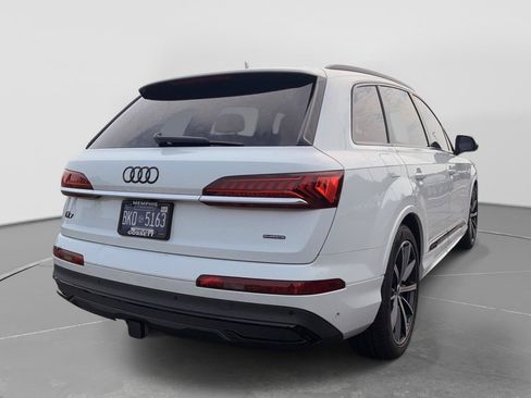 Used 2021 Audi Q7 3.0T Prestige AWD/4WD image 5