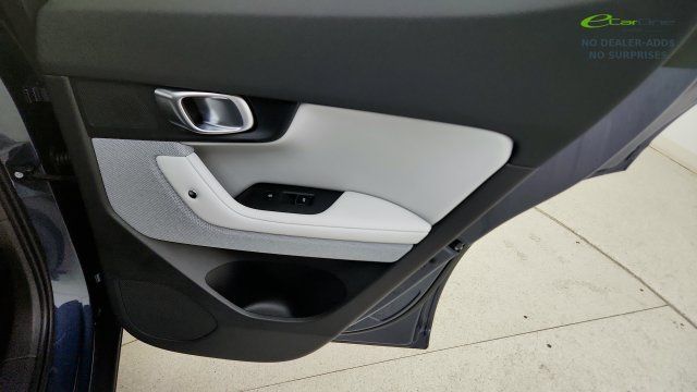 Used 2024 Polestar Polestar 2 AWD/4WD image 40