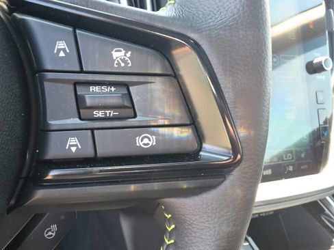 Used 2025 Subaru Outback Onyx Edition AWD/4WD image 13