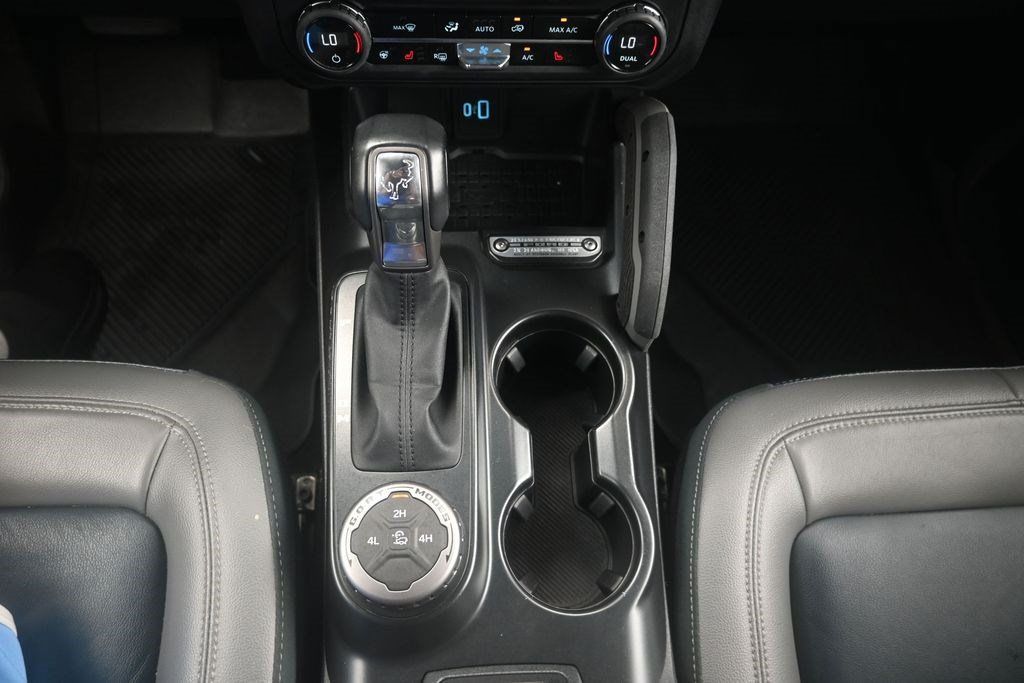 Used 2024 Ford Bronco Outer Banks AWD/4WD image 24