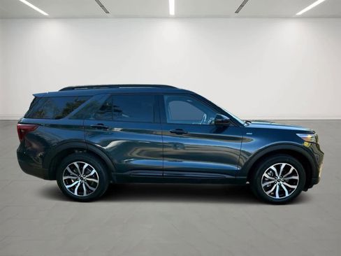 Used 2024 Ford Explorer ST-Line w/ Class IV Trailer Tow Package image 5