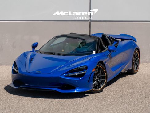 Used 2024 McLaren 750S Spider RWD image 1