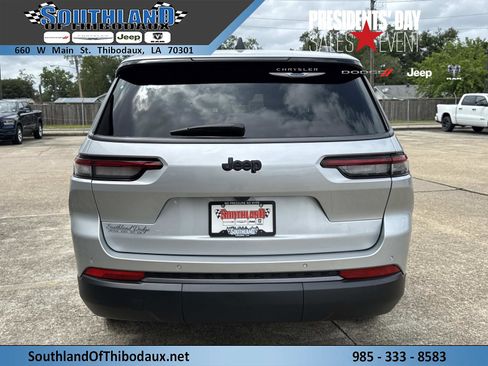 New 2026 Jeep Grand Cherokee L 2WD image 5