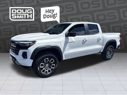 Used 2024 Chevrolet Colorado Z71 w/ Z71 Convenience Package 2