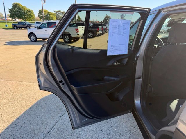 Certified 2024 Chevrolet Trax LS w/ LS Convenience Package FWD image 35