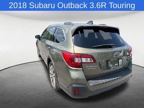 Used 2018 Subaru Outback 3.6R Touring AWD/4WD image 14
