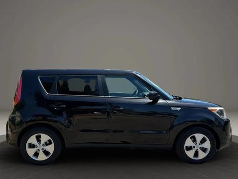 Used 2015 Kia Soul FWD image 5