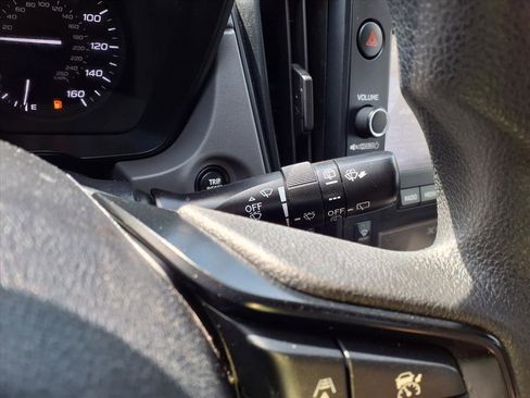 Used 2024 Subaru Crosstrek 2.0i image 13