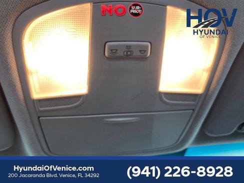 Used 2018 Hyundai Kona SE FWD image 34